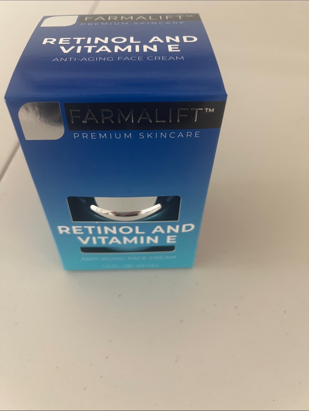 Retinol and Vitamin E Anti-Aging Face Cream - Blue